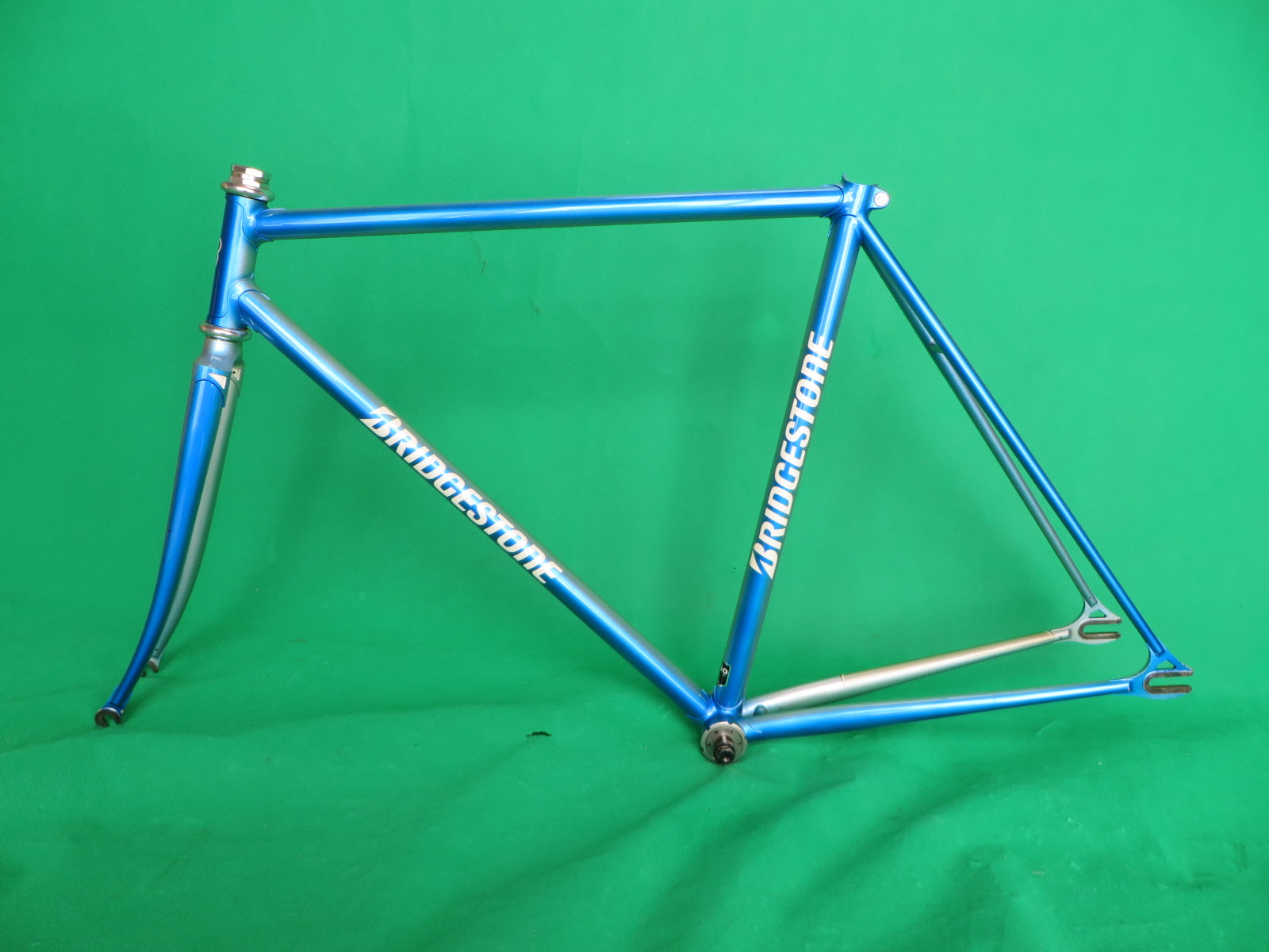 Bridgestone 2013 // Blue Metallic Silver Fade //  52cm