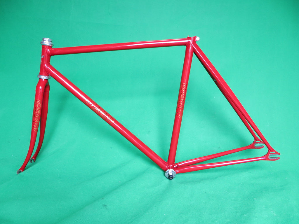 MAKINO // Red 2011 // 52.5cm