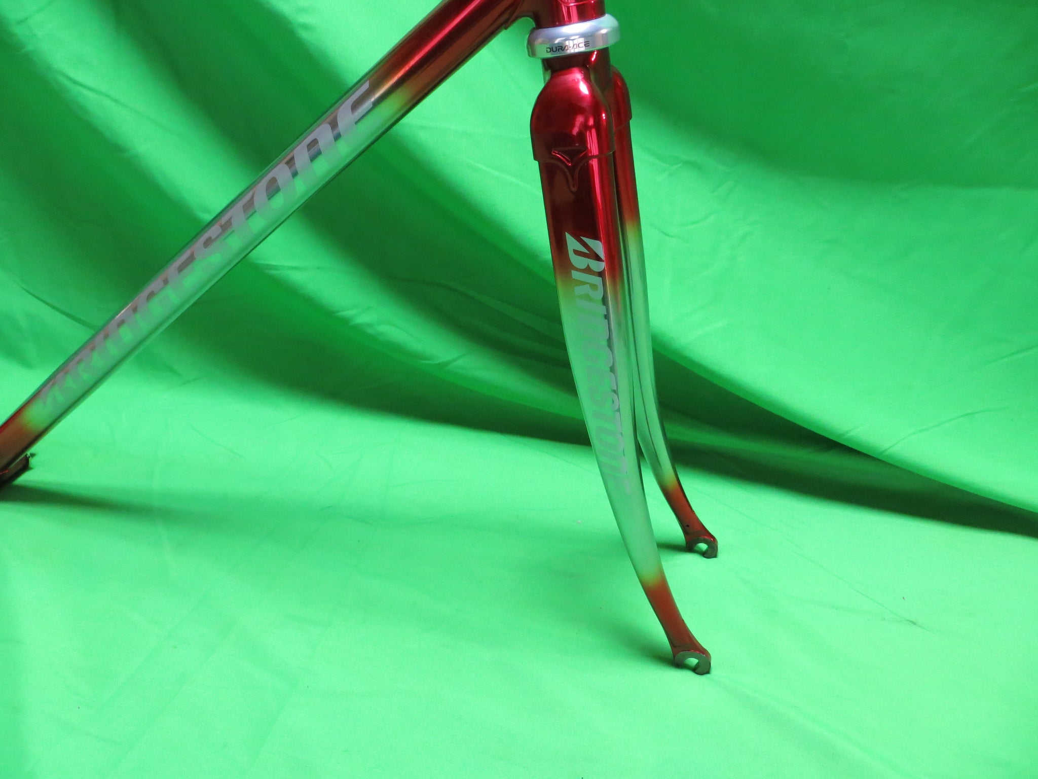 Bridgestone Columbus Max Fork // Candy Red / Chrome Plating Fade