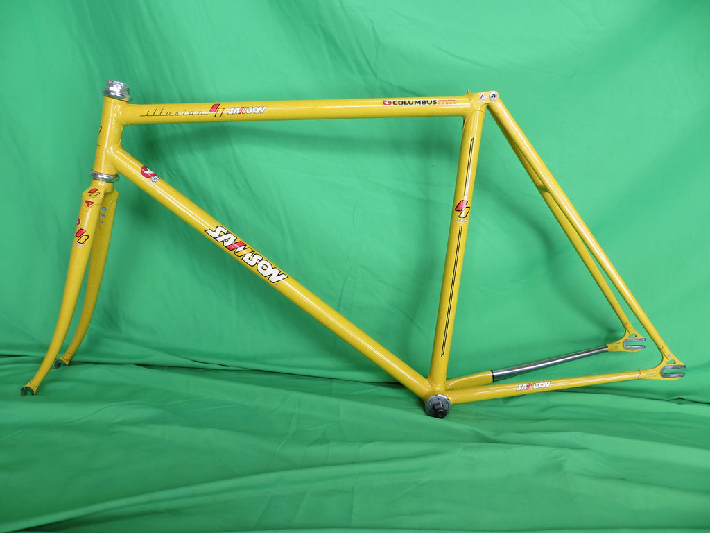 SAMSON Illusion // Yellow with rainbow flake // 51cm