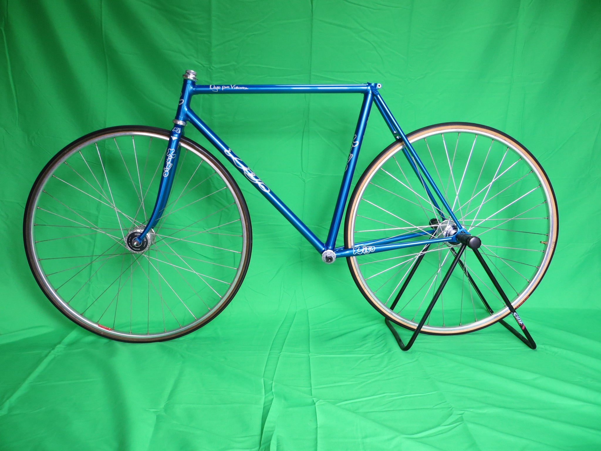 Kiyo Miyazawa // Blue Metallic // 52.5cm – NJS EXPORT