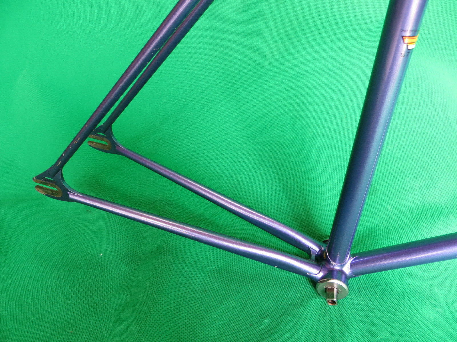 STRATOS // Purple Metallic '96 // 52.5cm – NJS EXPORT