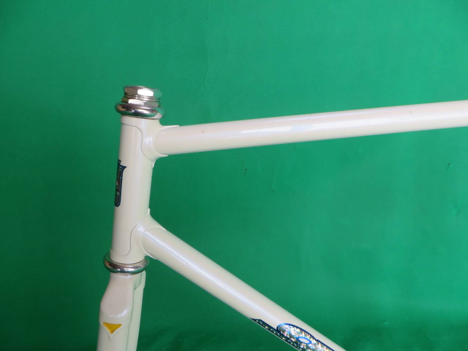 Meccanico Giro // White // 52.5cm – NJS EXPORT