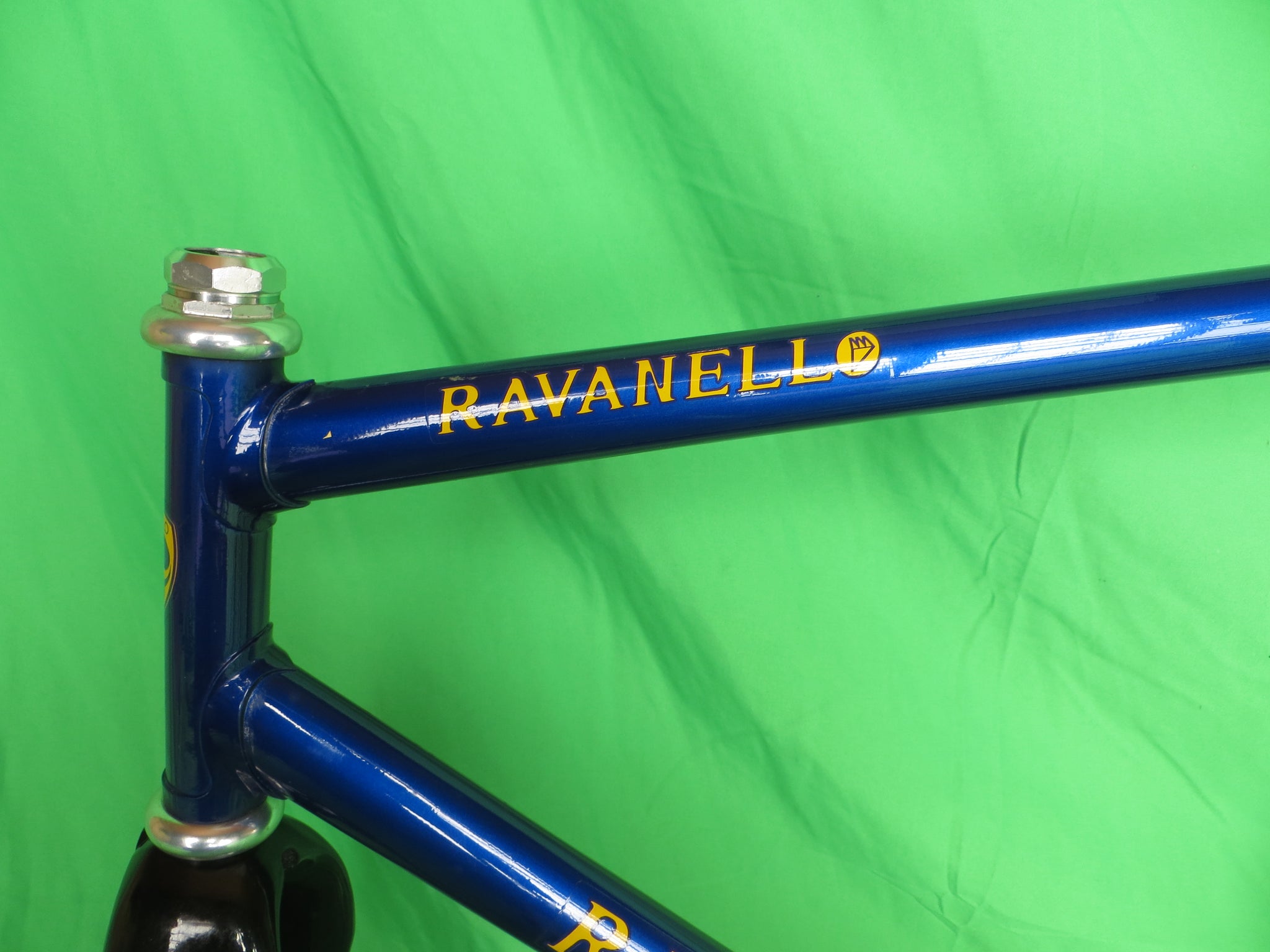Vintage Ravanello TT // Blue Metallic 57.5cm / Shimano trackends