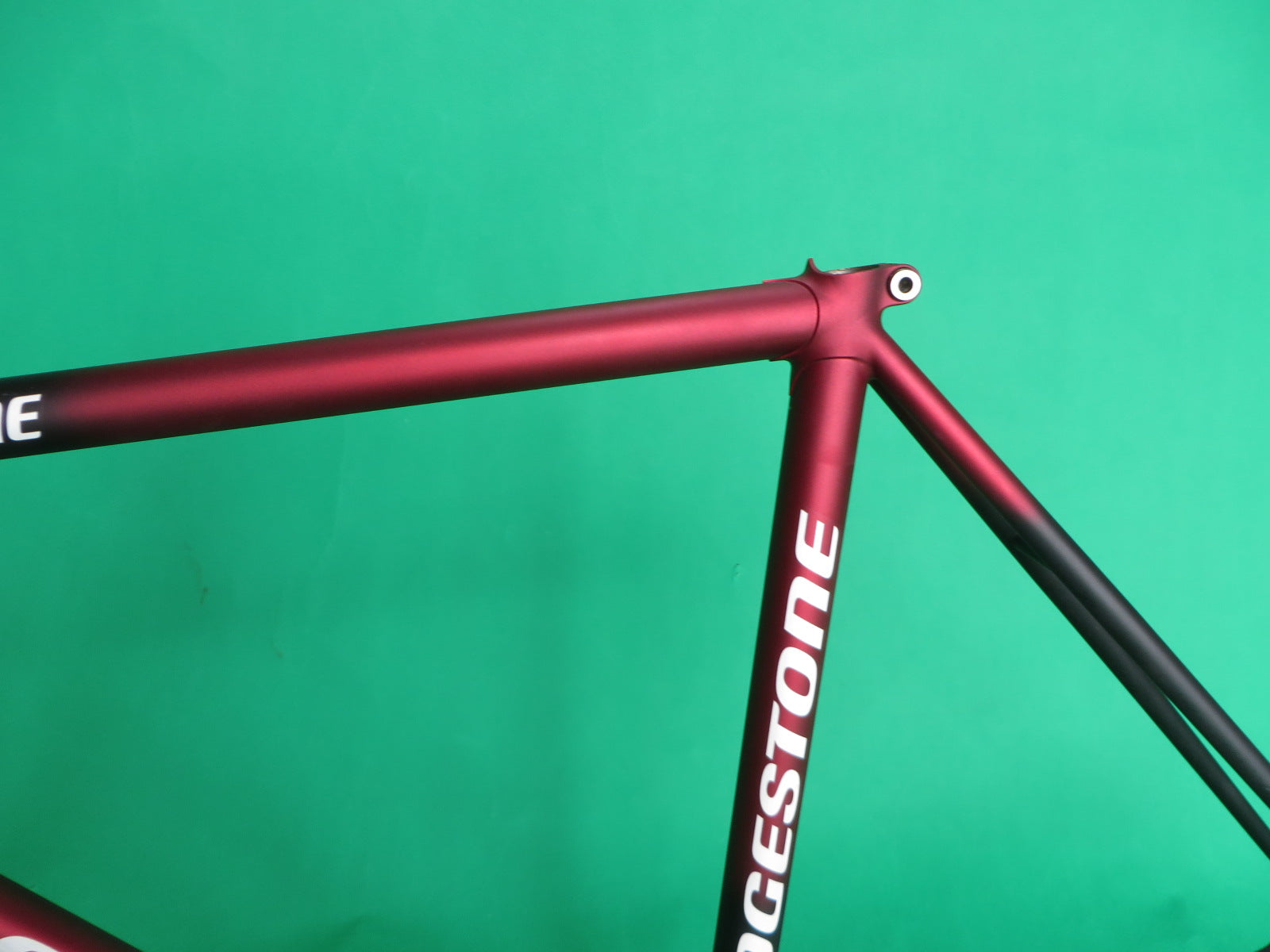 Bridgestone // Matte Black / Matte Red Fade // 50cm – NJS EXPORT Bridgestone // Matte Black / Matte Red Fade // 50cm – NJS EXPORT