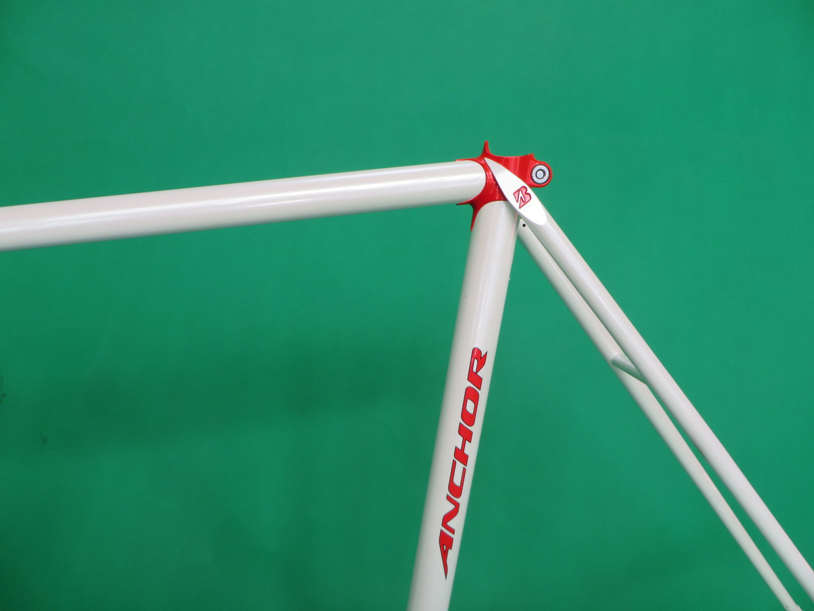 Anchor // White Red Lugs // // 52cm – NJS EXPORT