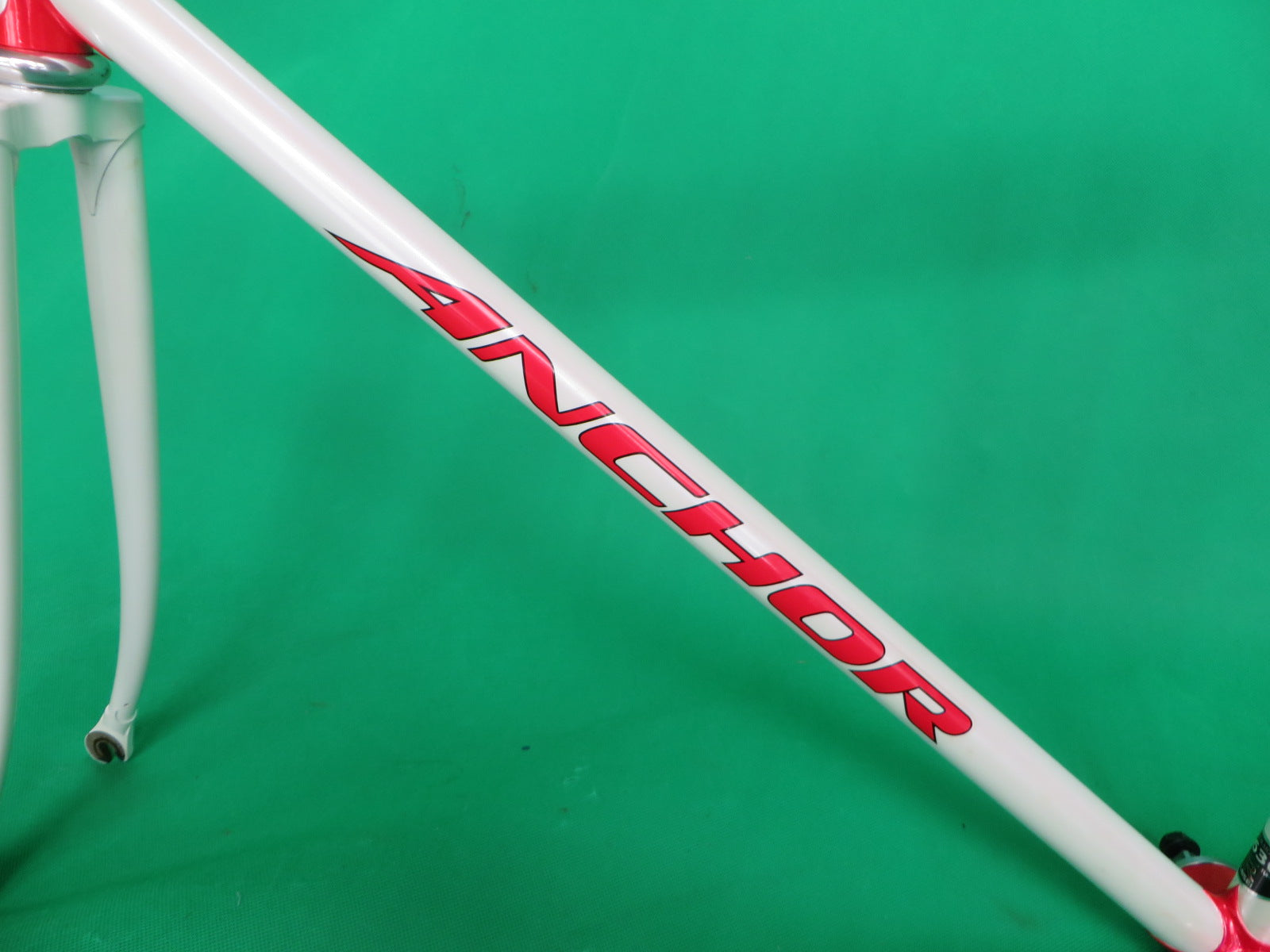 Anchor // White Red Lugs // // 52cm – NJS EXPORT