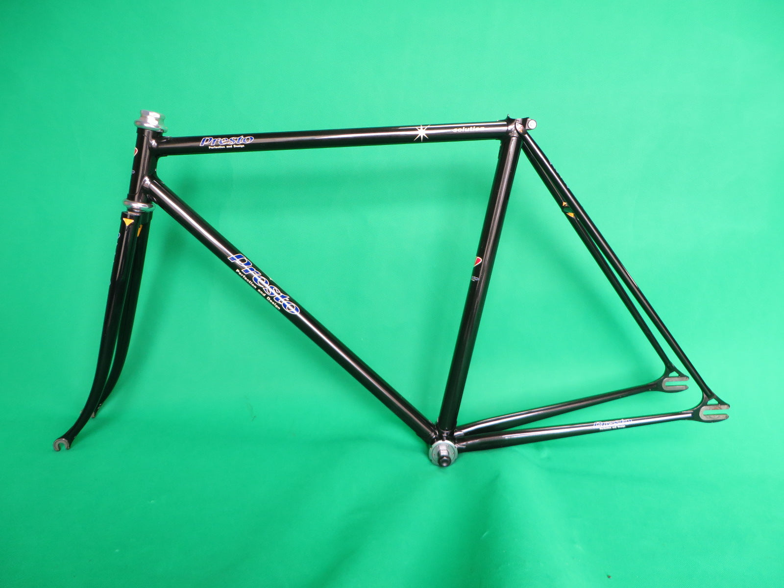 PRESTO 2002 // Black Metallic // 50cm