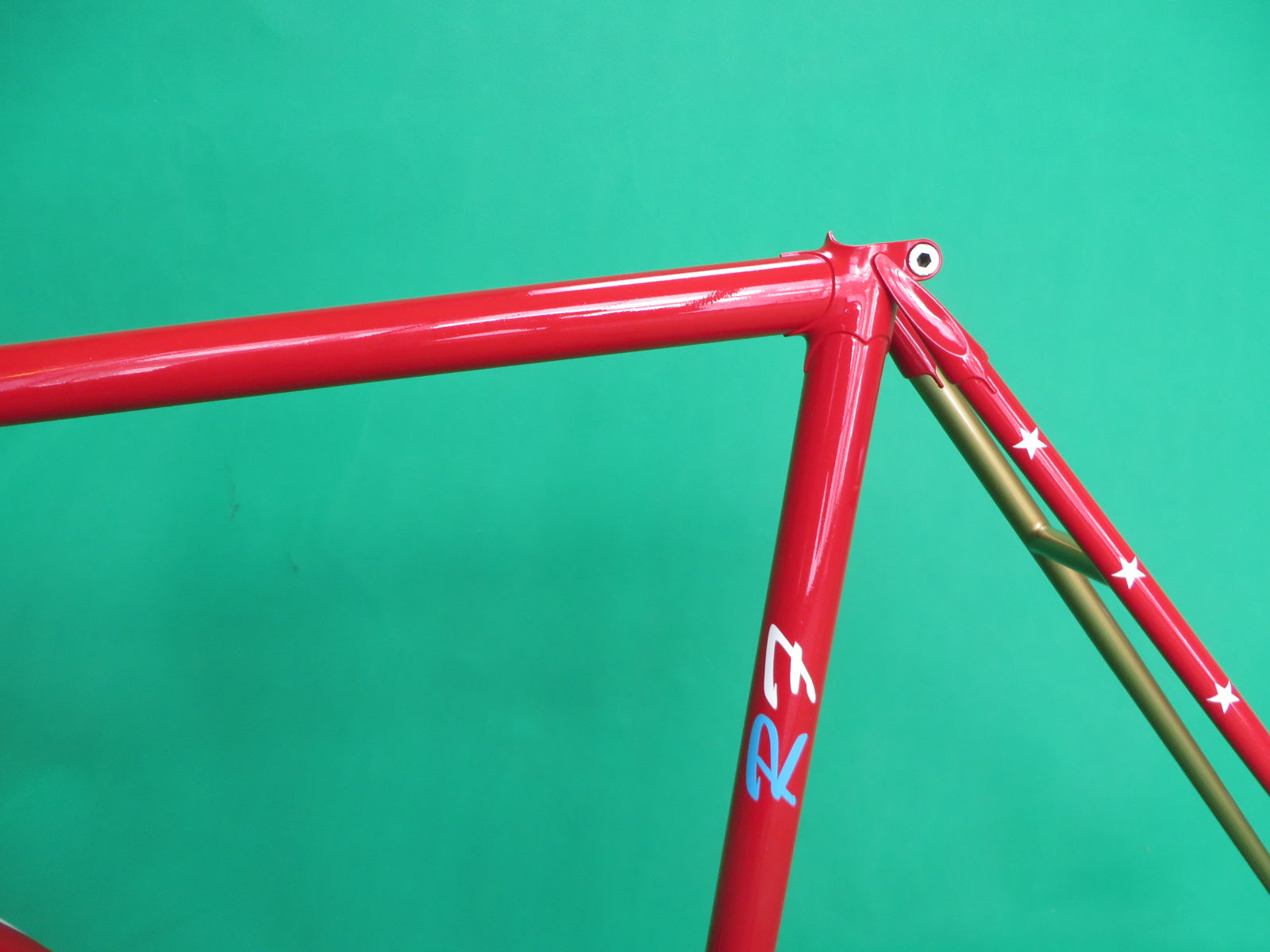 Gan Well Pro // Red / Gold Two Tone // 51.5cm – NJS EXPORT