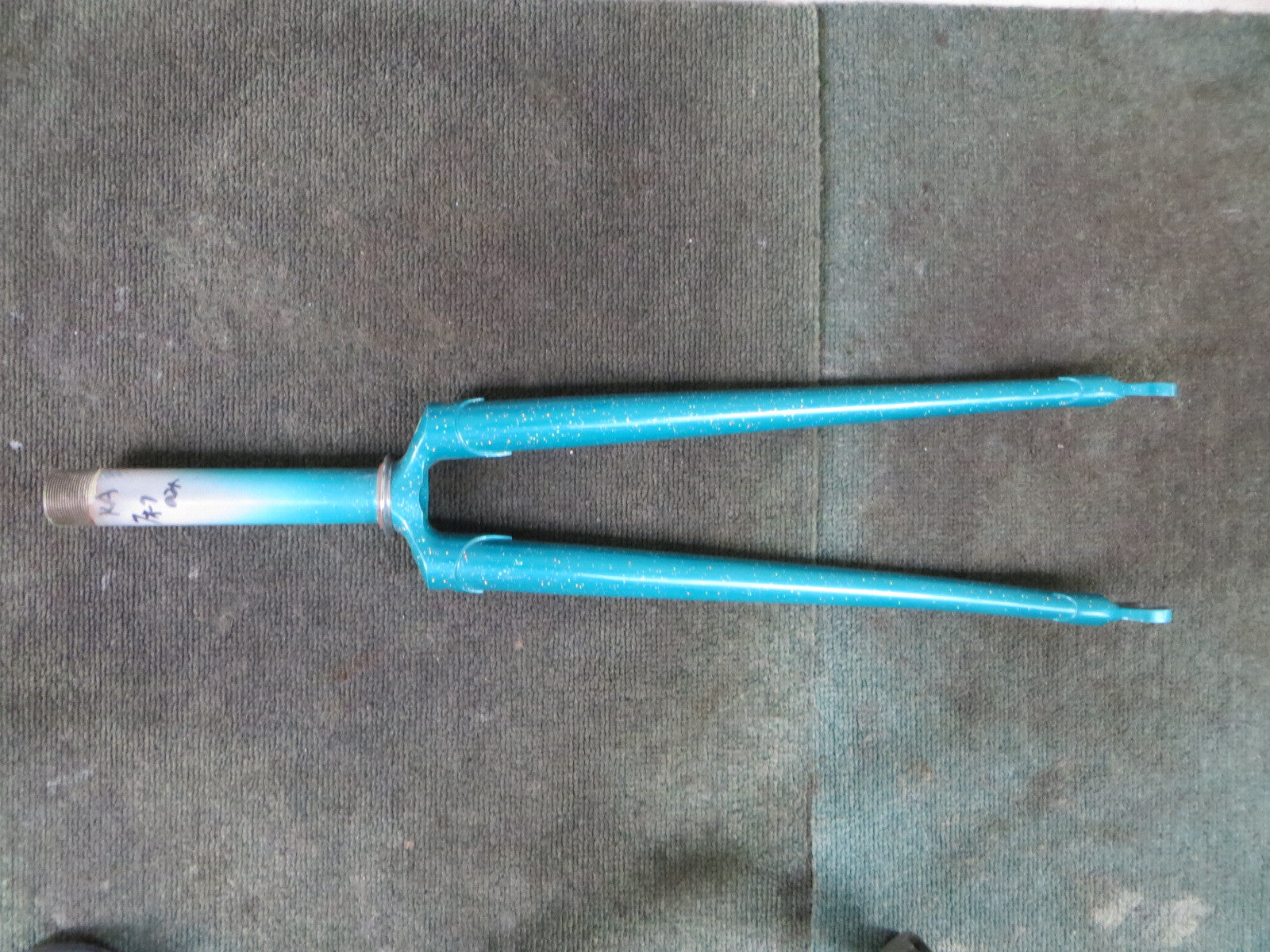 Never Used Reminton Front Fork 146mm steering Column 9mm Slot