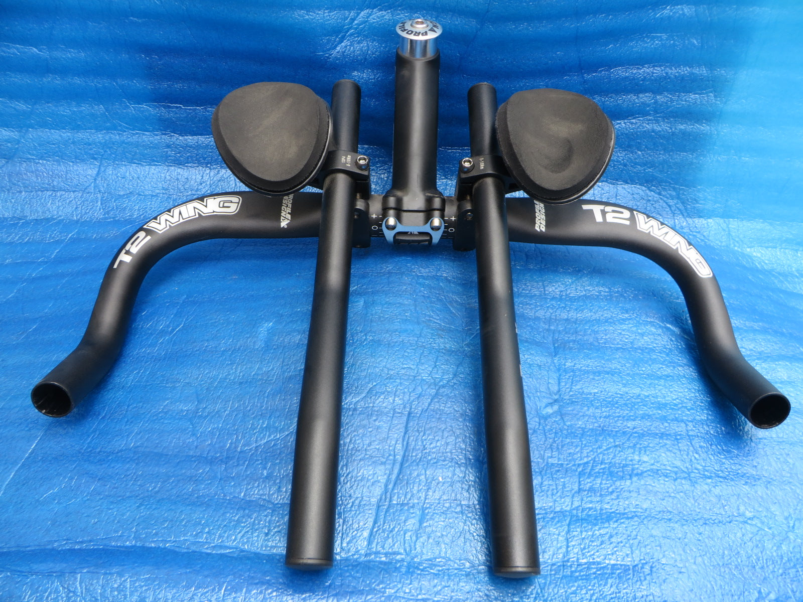 Profile Design T2 Wing  Handlebar DH 40cm 31.8mm Bar Clamp with extensions (21053023)