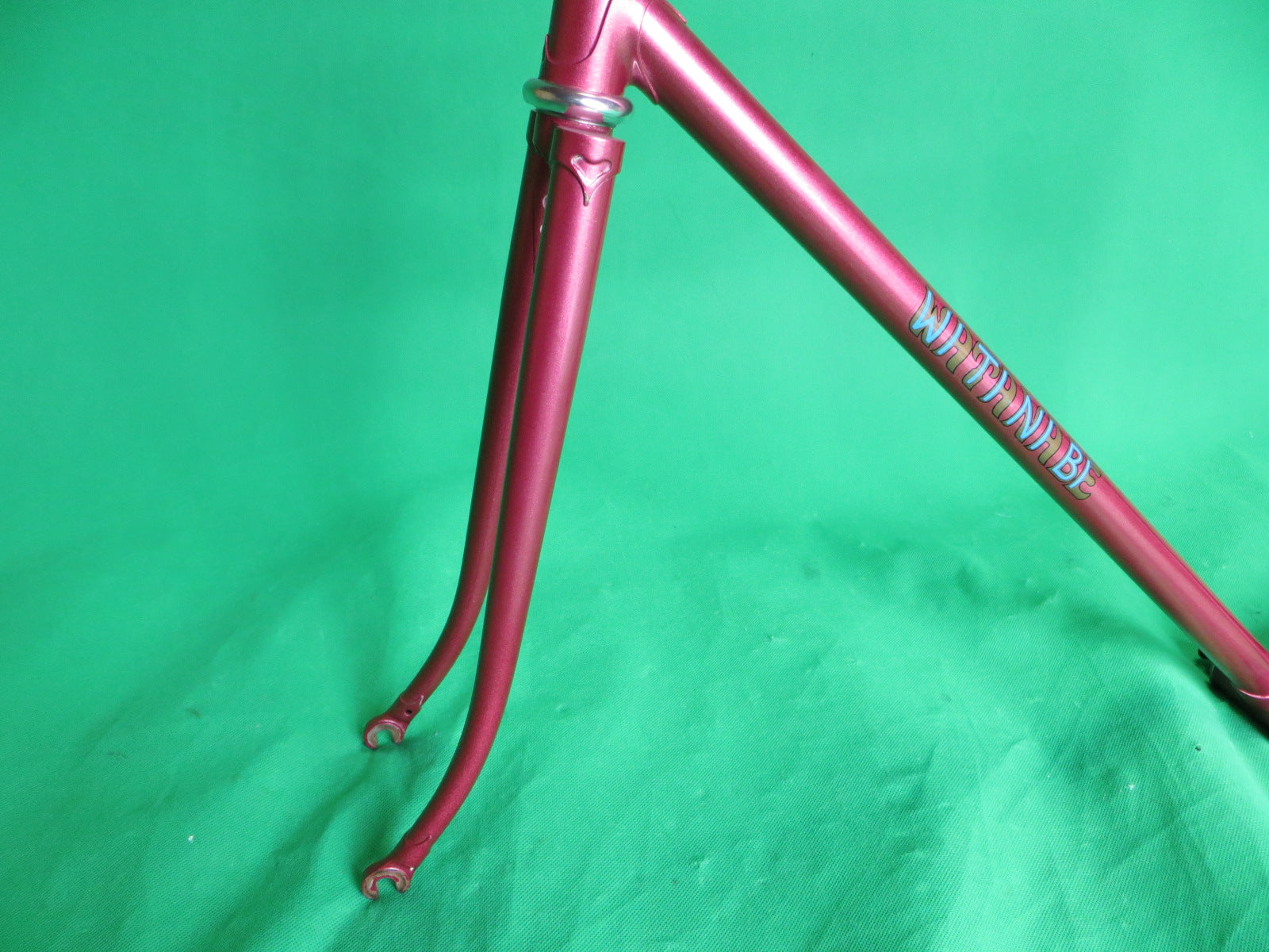 WATANABE // Ruby Metallic // 52cm – NJS EXPORT