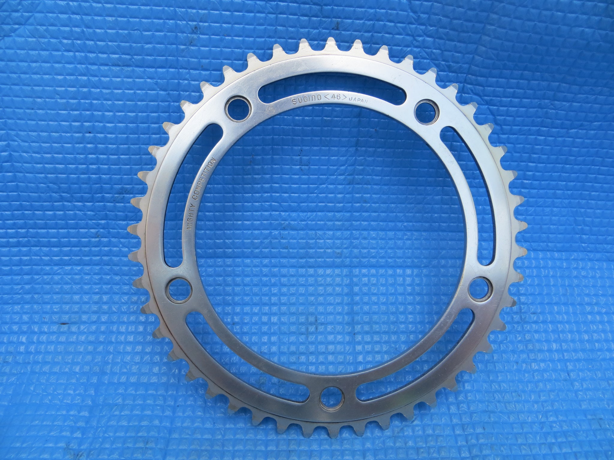 Sugino Mighty Competition 1/8" 151BCD Chainring 46T NJS (22092226)