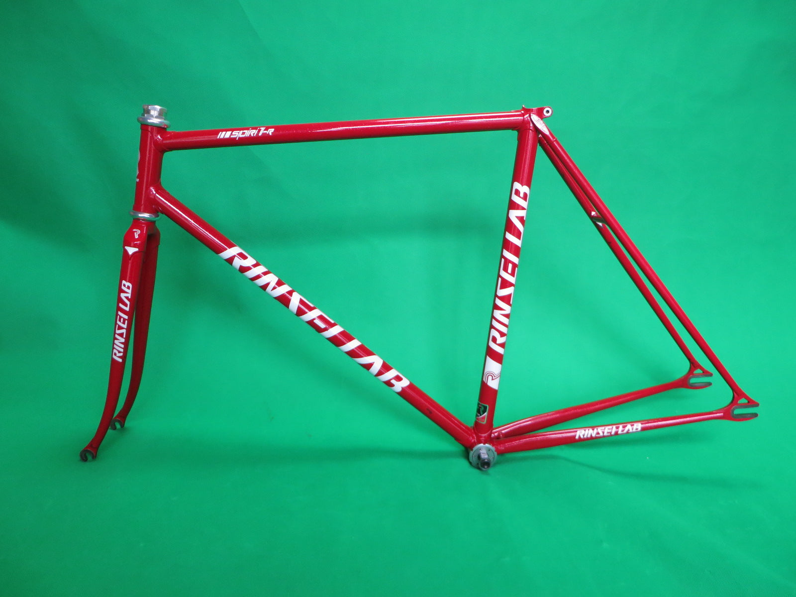 RINSEI LAB // Red with red flake // 53cm