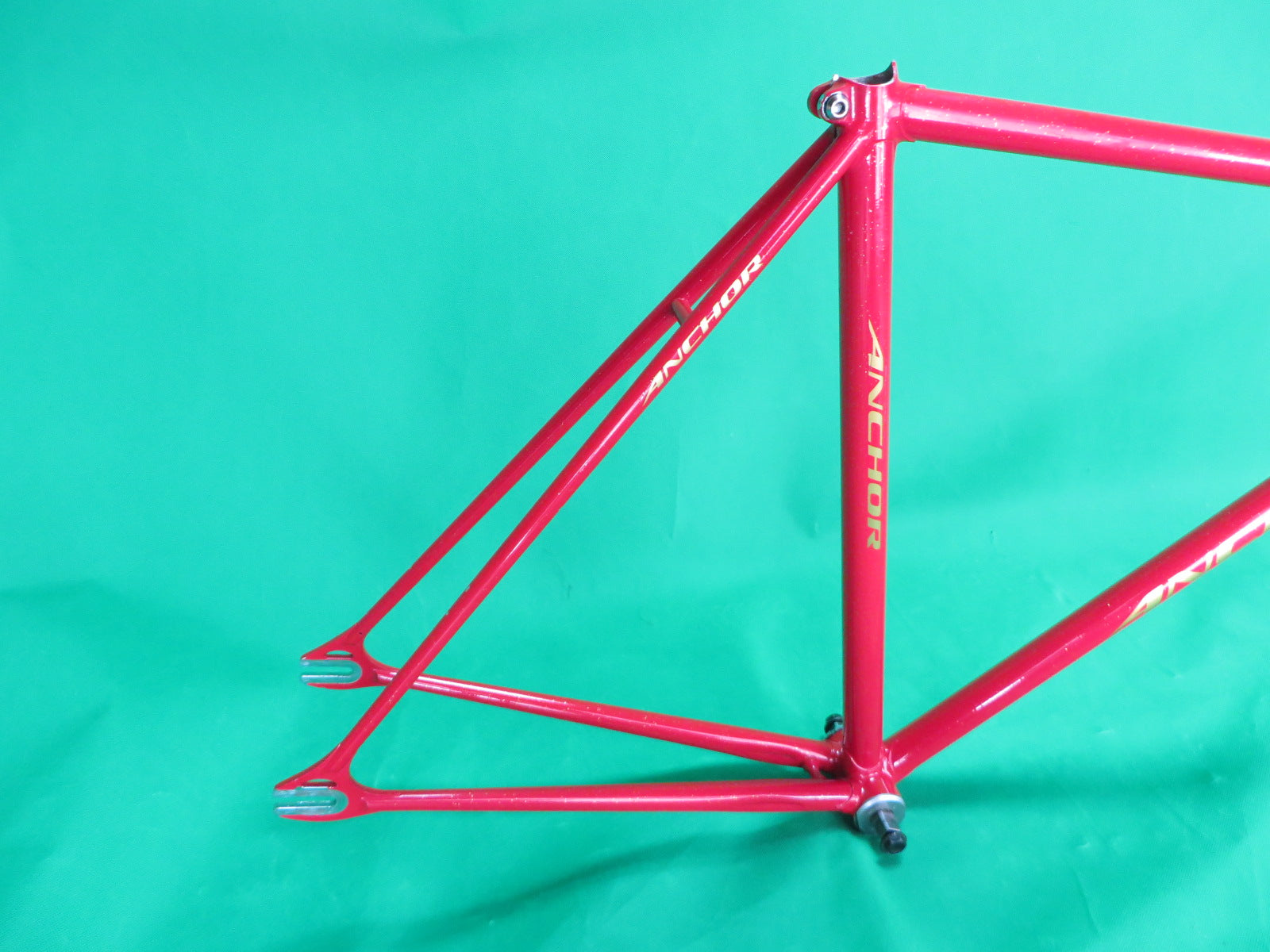 Anchor // Red with gold flake // 50.5cm – NJS EXPORT