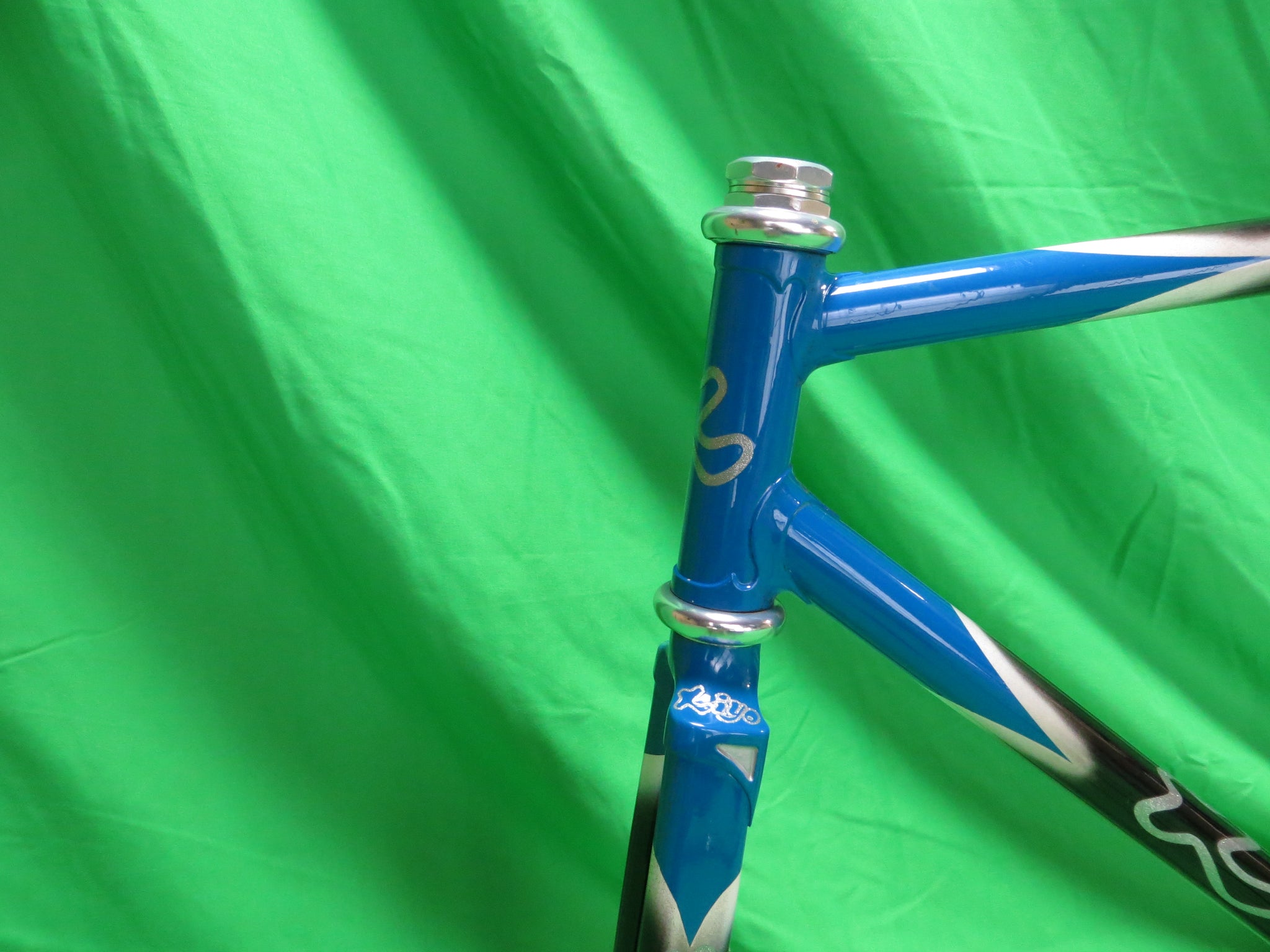 Kiyo Miyazawa // Black Blue White Tricolor // 52cm – NJS EXPORT