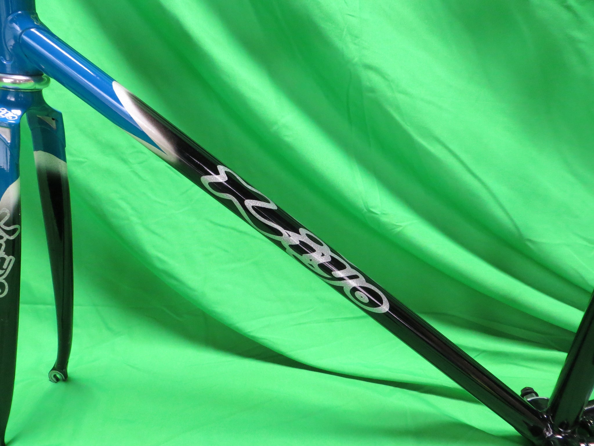 Kiyo Miyazawa // Black Blue White Tricolor // 52cm – NJS EXPORT