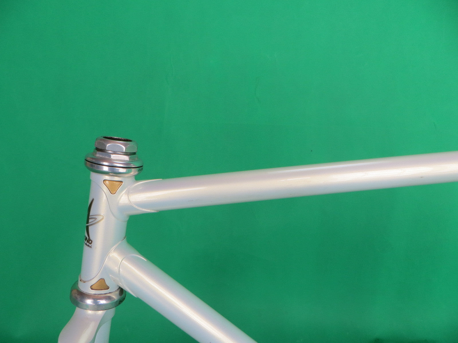 Makino // White // 51cm – NJS EXPORT